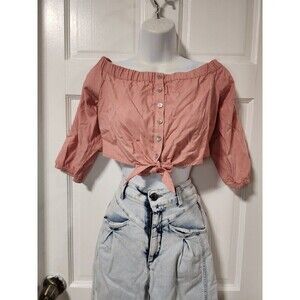 New BDG peach crop top tie buttons